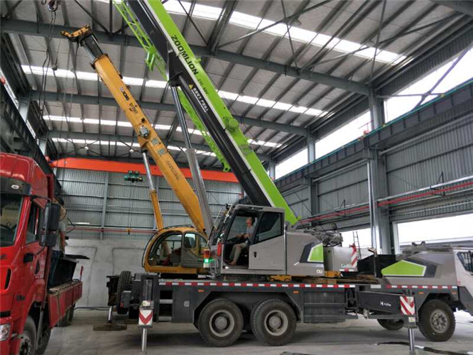 多伦县高空车出租需要注意哪些安全事项？